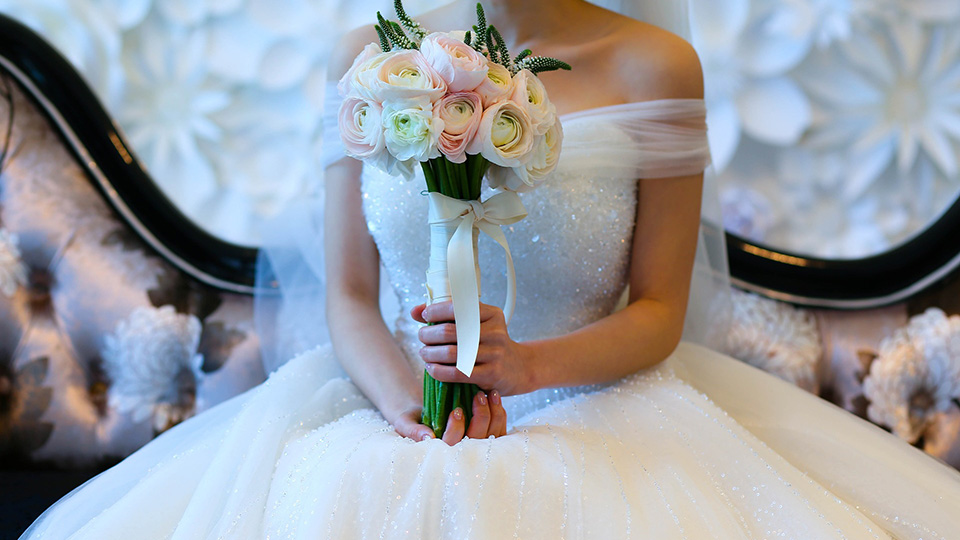 К чему снится замужней женщине свадебное платье на себе