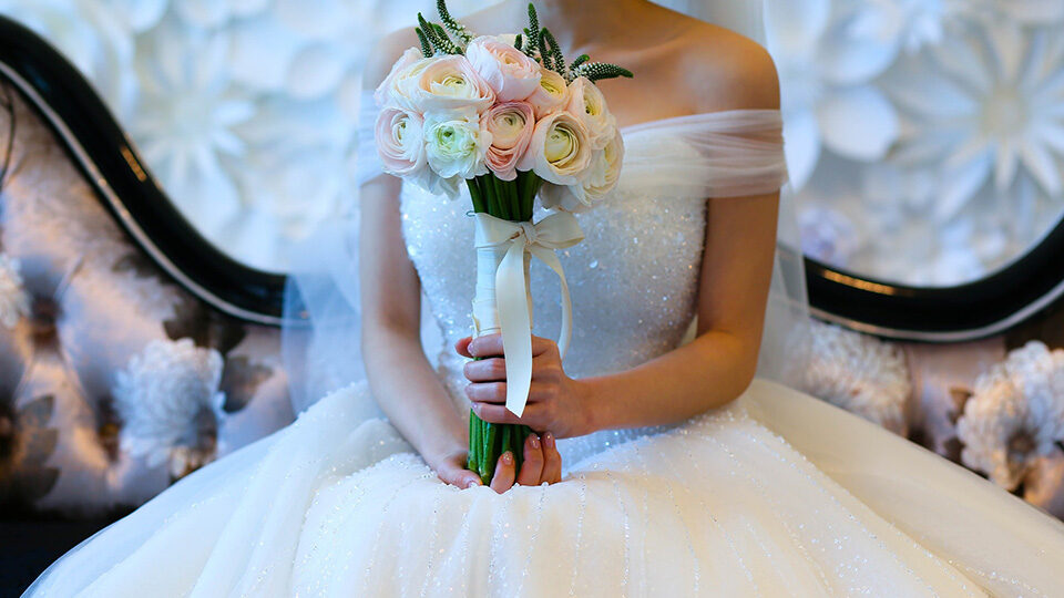 К чему снится быть в свадебном платье замужней женщине